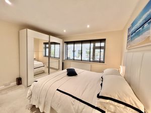 Photo 8- click for photo gallery